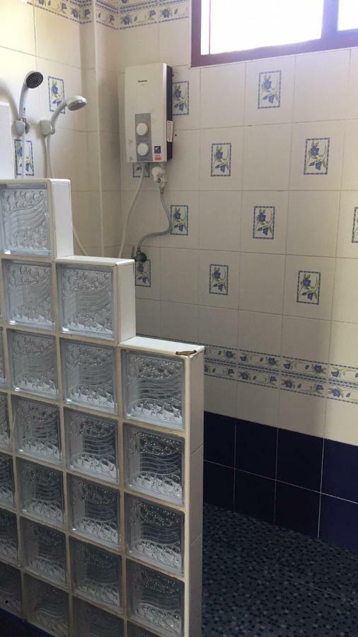 Poon Suk Hotel Kabin Buri Екстер'єр фото